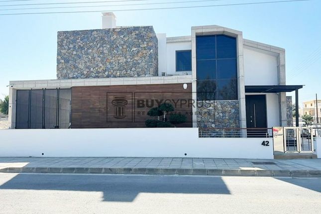 Villa for sale in Trachoni, Limassol, Cyprus