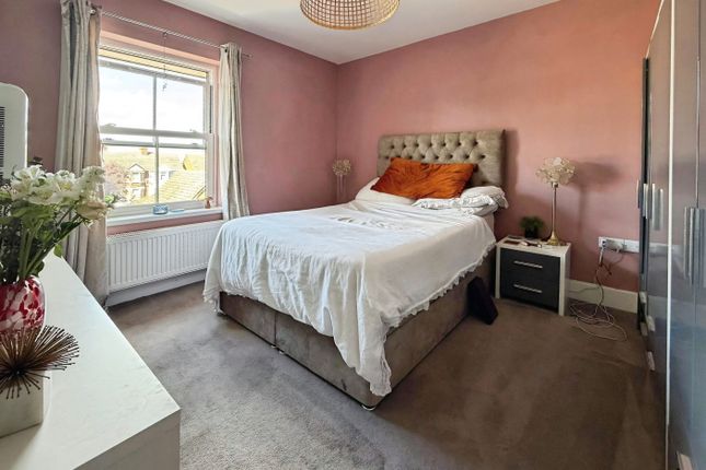 Flat 9, Sapindale, 407, Main Road, HARWICH photo 4
