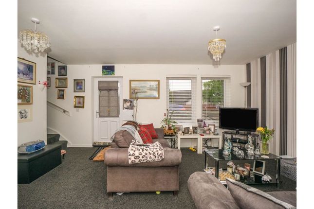 1 Rybec, Market Street, Alness photo 4