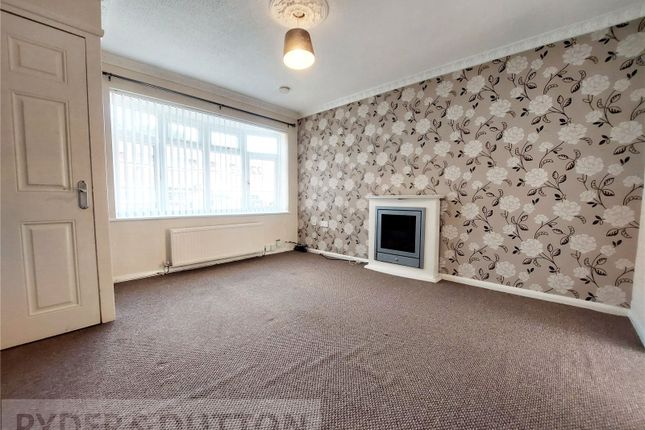 10, Sharon Close, Greater Manchester photo 2