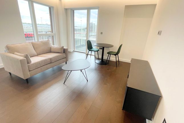 Flat to rent in Kennedy Building, Lanchester Way, London