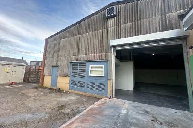 Warehouse to let in Blackdown Business Park, Wellington, Somerset