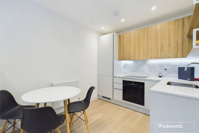 Flat 102, 55, Flagstaff Road, Berkshire photo 3