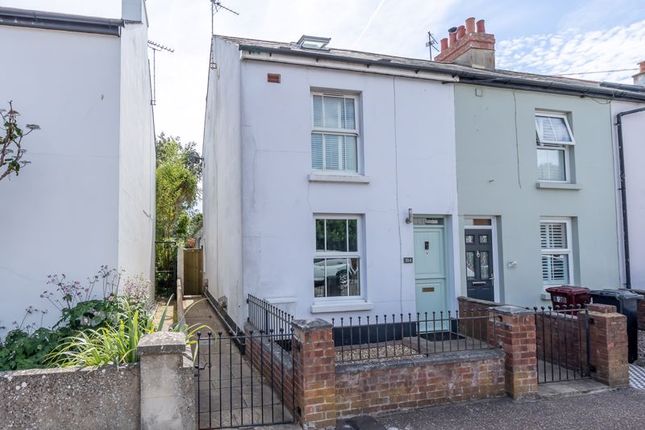 Grove Road, Chichester PO19, 3 bedroom end terrace house ...
