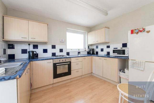 59 Woodwater Lane, Exeter photo 4