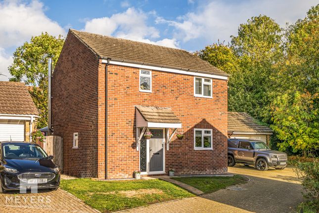 3-bed detached on Renfrew Close, Dorchester, £450,000