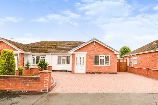 2 bed semi-detached bungalow to rent in Margaret Road, Atherstone, Warwickshire CV9