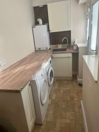 Room 2, 30, St. Ann Street, Salisbury photo 2