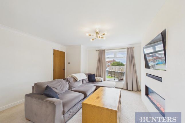 10, East Carr, Scarborough photo 2
