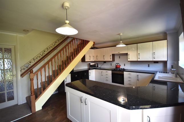 38, Willow Drive, Goole photo 4