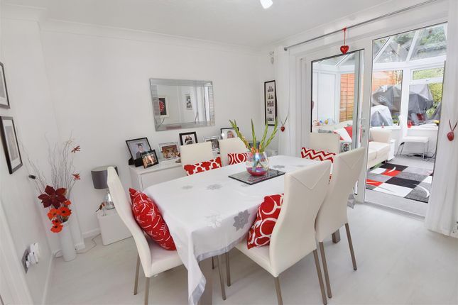 14, Bryony Gardens, Gillingham photo 4