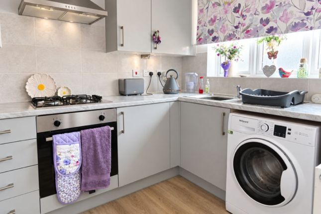 2, Petherbridge Close, Salisbury photo 3