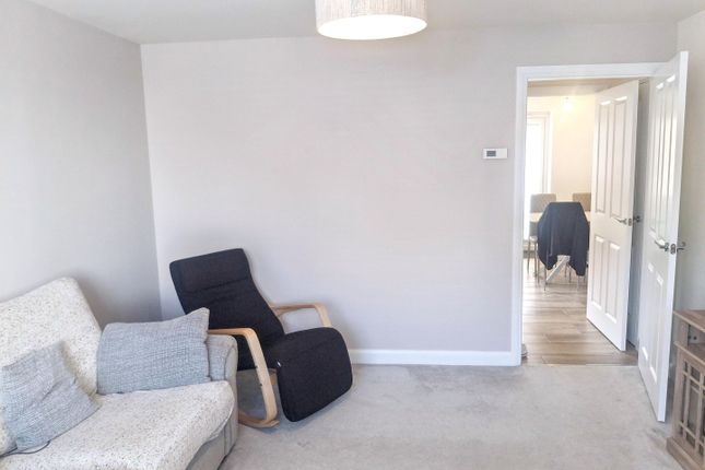 32, Thomas Tudor Way, Stonehouse photo 4