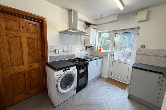 285, Deakins Road, West Midlands photo 3
