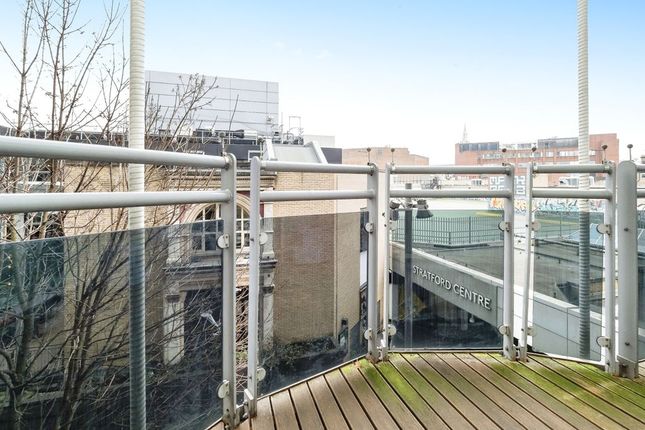 Gerry Raffles Square, London photo 4
