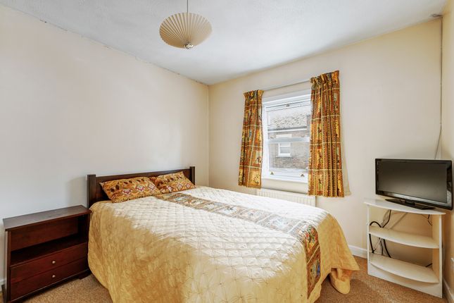 Mews house for sale in Alders Close, London