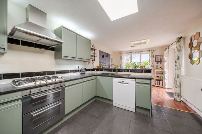 19 Gibbs Close, Pershore photo 3