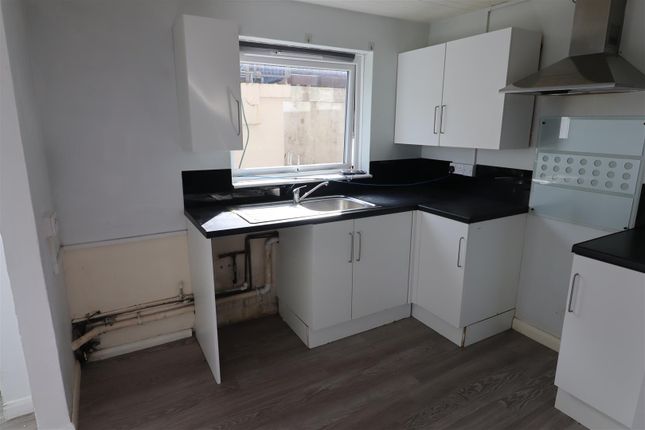 71, Queens Avenue, Devon photo 4