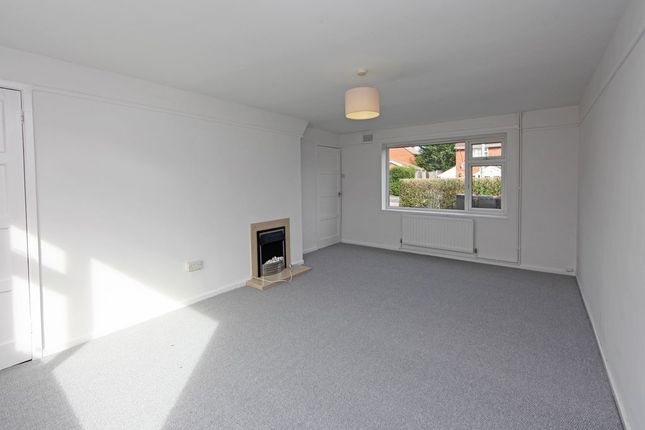 4, Castle Road, Telford photo 3
