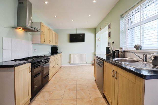 8, St. Donats Close, Dinas Powys photo 4