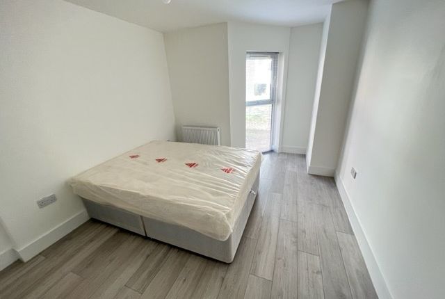 55 The Balbirs, Portswood Road, Southampton photo 5