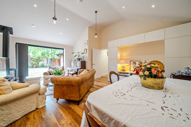 Oakdene, Goose Lane, Hook photo 4