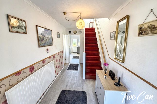 84, Pemberton Park, Llanelli photo 2