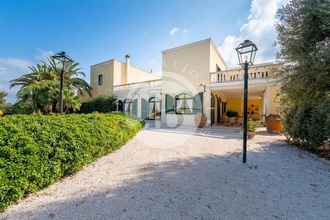 Villa for sale in Ostuni, Puglia, 72017, Italy