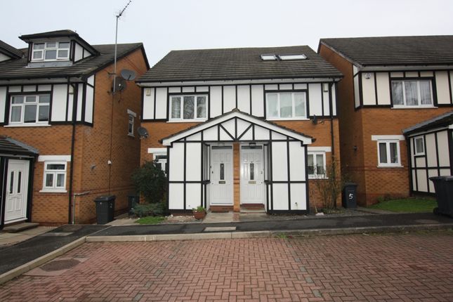 4 bed terraced house to rent in Rickard Close, Hendon