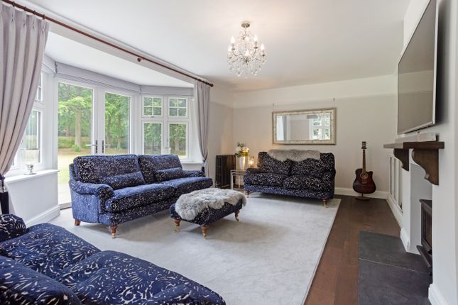 Whinrood, Victoria Hill Road, Fleet photo 4