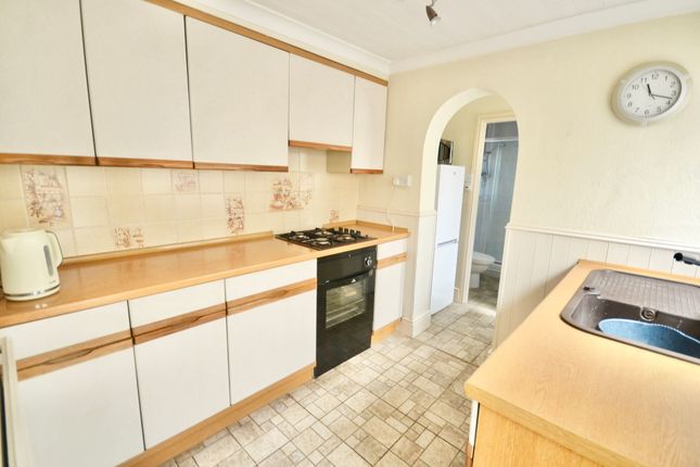31 Whitehill Road, Coalville photo 4