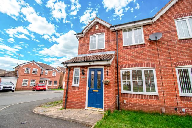 3-bed house on 24, Thornhill Drive, Alfreton, £195,000