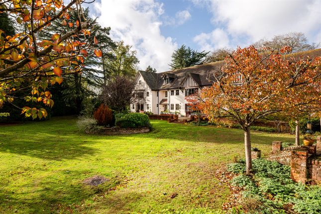 Stretton Close, High Wycombe photo 4