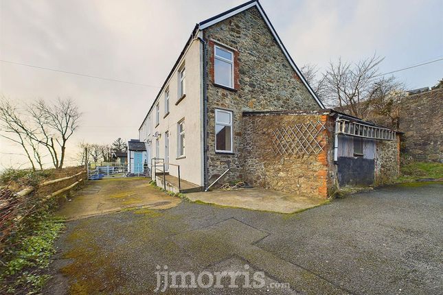 4-bed house on Brynhaul, Goodwick, £255,000