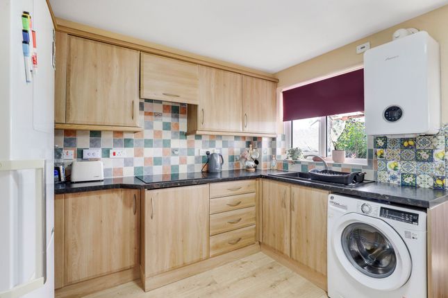 16 Rosebank Drive, Nottingham photo 3