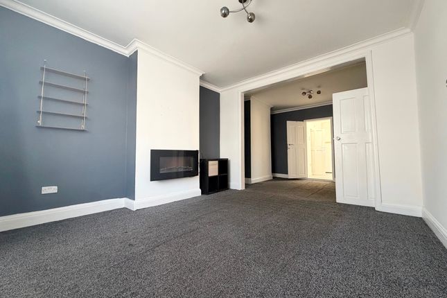 11 Millfield Road, Luton photo 2