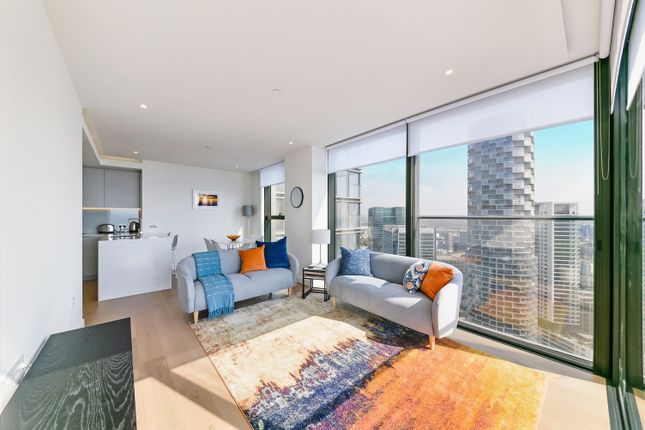 Thumbnail Flat to rent in Hampton Tower, South Quay Plaza, Canary Wharf