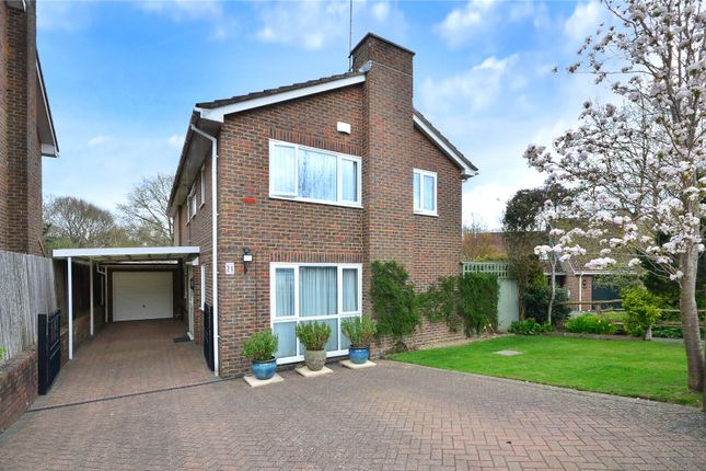 Thumbnail Detached house for sale in Turners Hill, Crawley