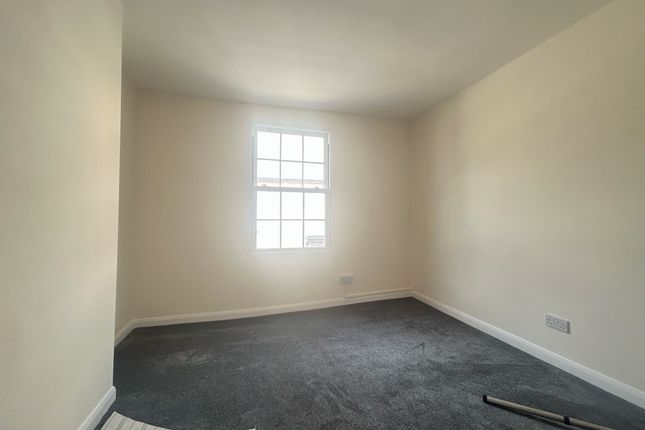 Duplex to rent in Eagle Street, Ipswich