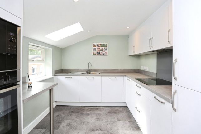 19, Thornbank Lodge, Stockport photo 4