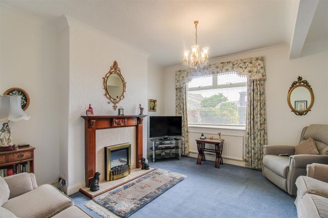 7, The Crescent, Altofts photo 4