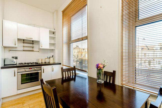 Thumbnail Flat for sale in East Hill, Wandsworth, London