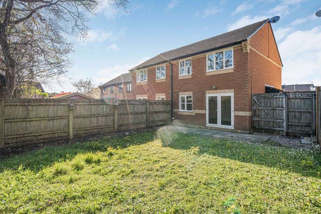 22, Naseby Drive, Newton Abbot photo 3