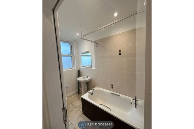 Flat, Grosvenor Court Alexandra Road South, Manchester photo 3