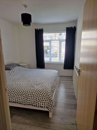 21 Knightsbridge Court Pilch Lane, Liverpool photo 4