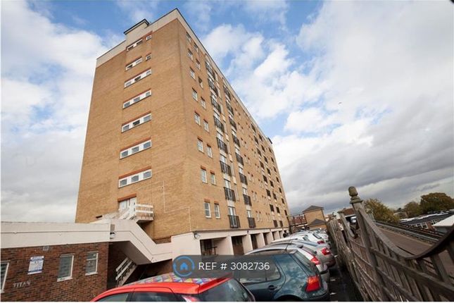 Madison Heights High Street, Hounslow photo 5