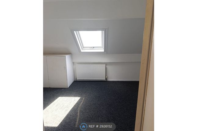 Flat Above, Pendlebury Road, Manchester photo 2
