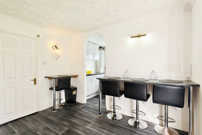 Flat 3, Birmingham photo 3