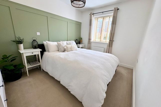 4, Dale Close, Lutterworth photo 4
