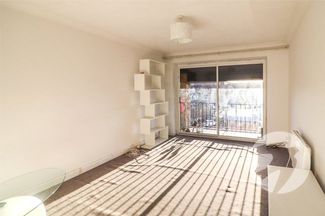 Sandcliff Road, Erith photo 2